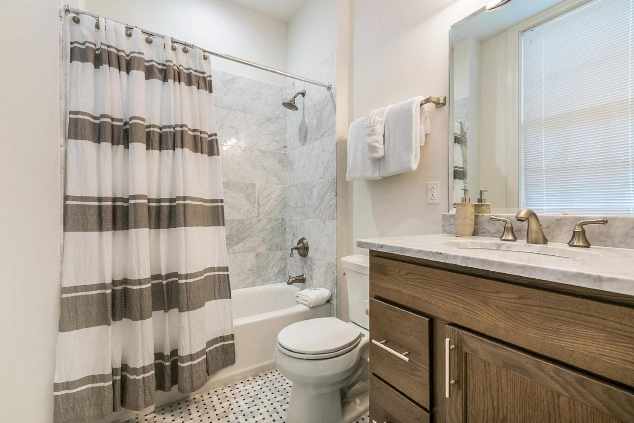 1 And 2 Bedroom Private Condos Steps Away From French Quarter New Orleans Luaran gambar